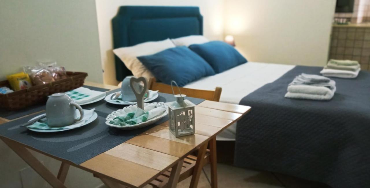 Palazzo Saraceno Apartment-Taras Tarente Extérieur photo